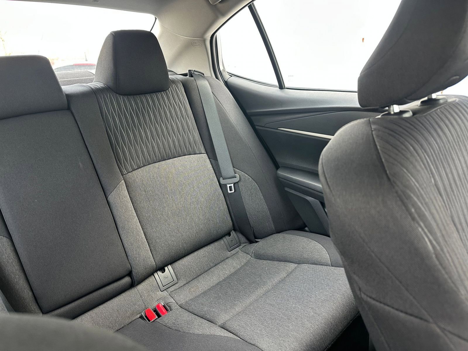 Used 2025 Toyota Camry LE image 36