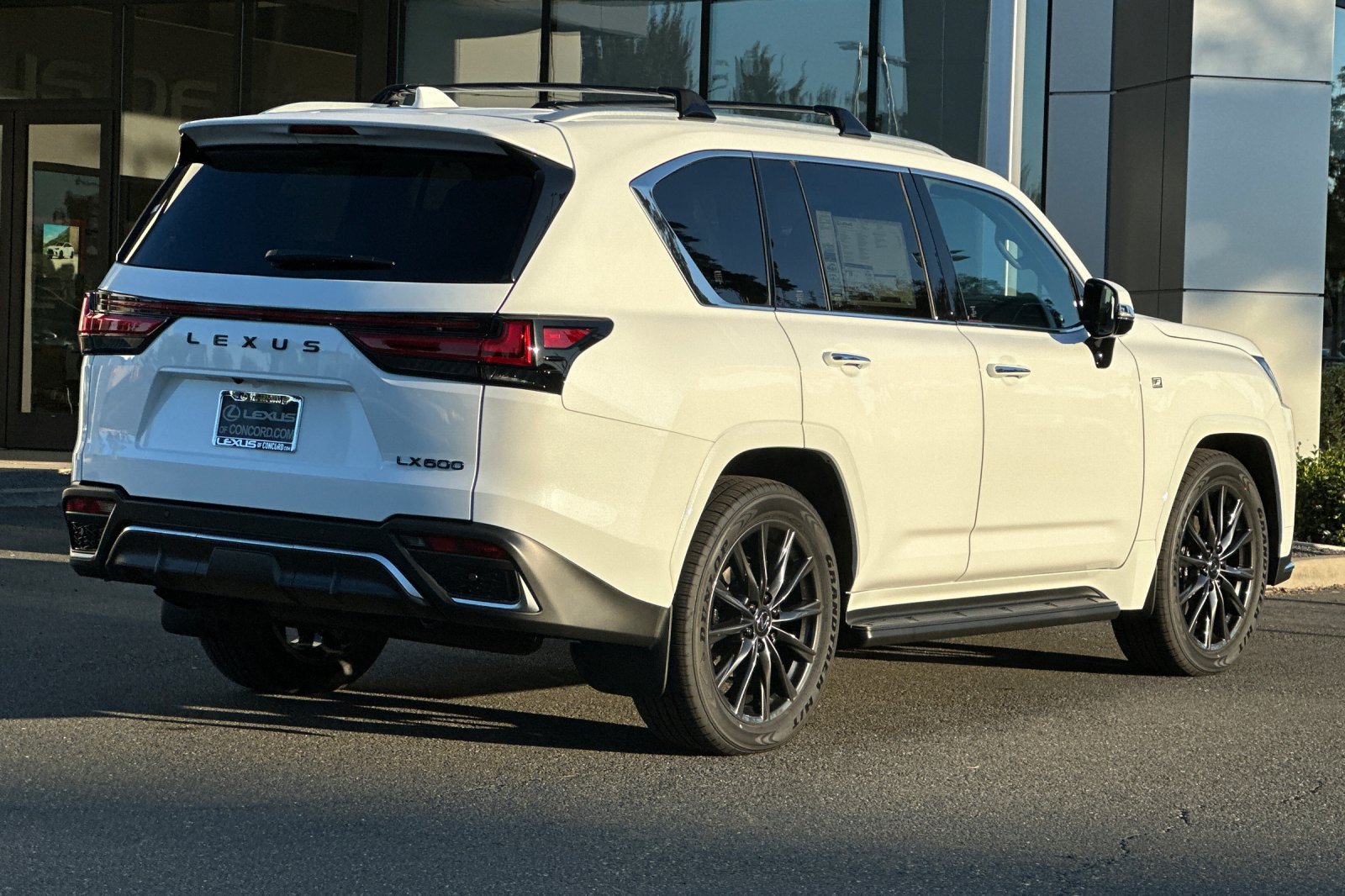 New 2026 Lexus LX 600 F Sport w/ Accessory Package (2T) AWD/4WD image 4