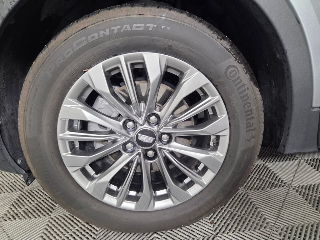 Used 2024 Cadillac XT4 Premium Luxury FWD image 8