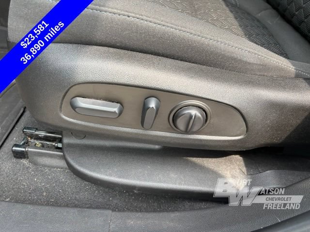 Used 2022 Chevrolet Blazer LT FWD image 13