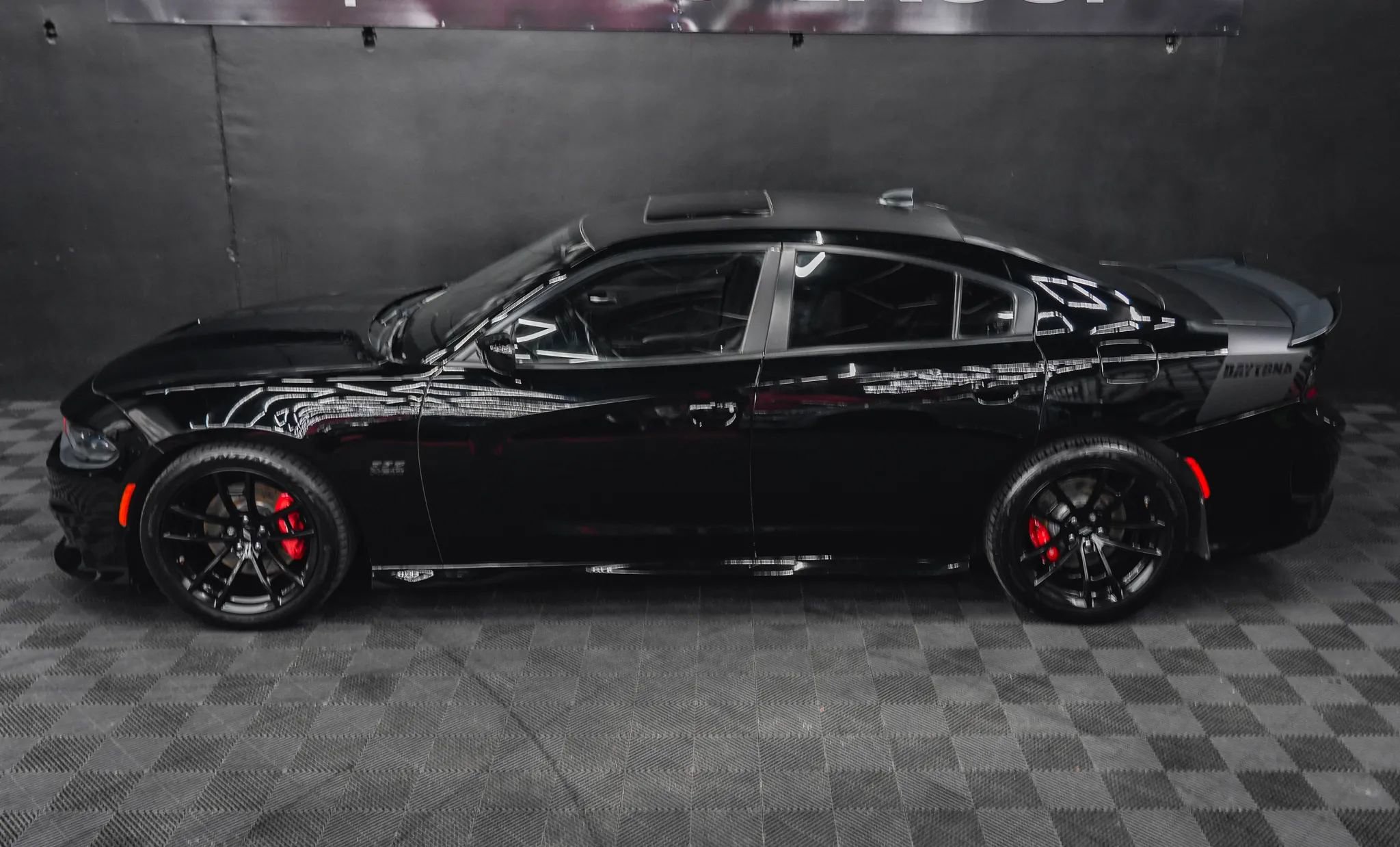 Used 2019 Dodge Charger Scat Pack w/ Daytona Edition Group RWD image 29
