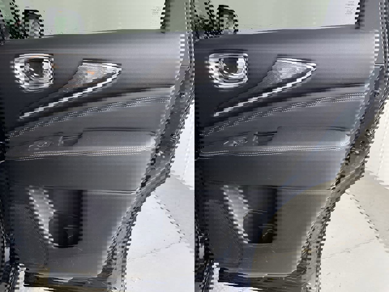 Used 2019 INFINITI QX60 Luxe w/ Essential Package image 26