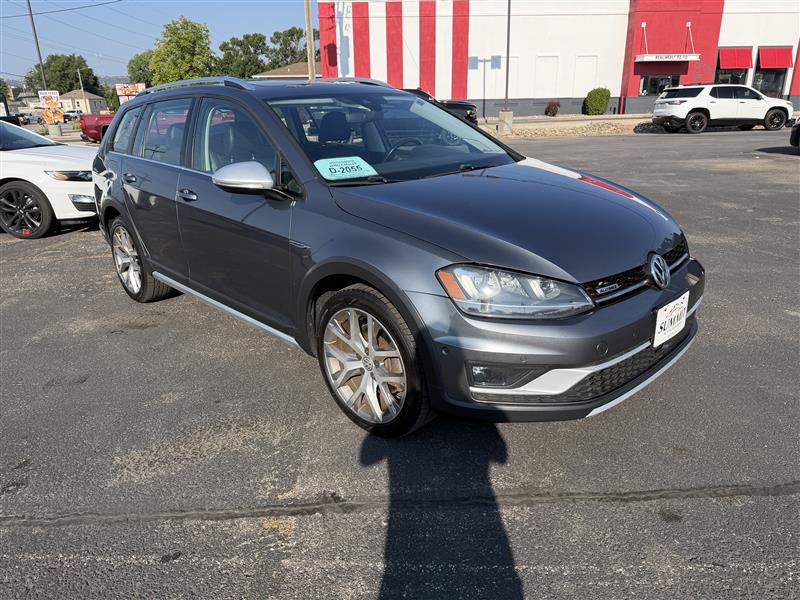 Used 2017 Volkswagen Golf Alltrack SEL AWD/4WD image 2