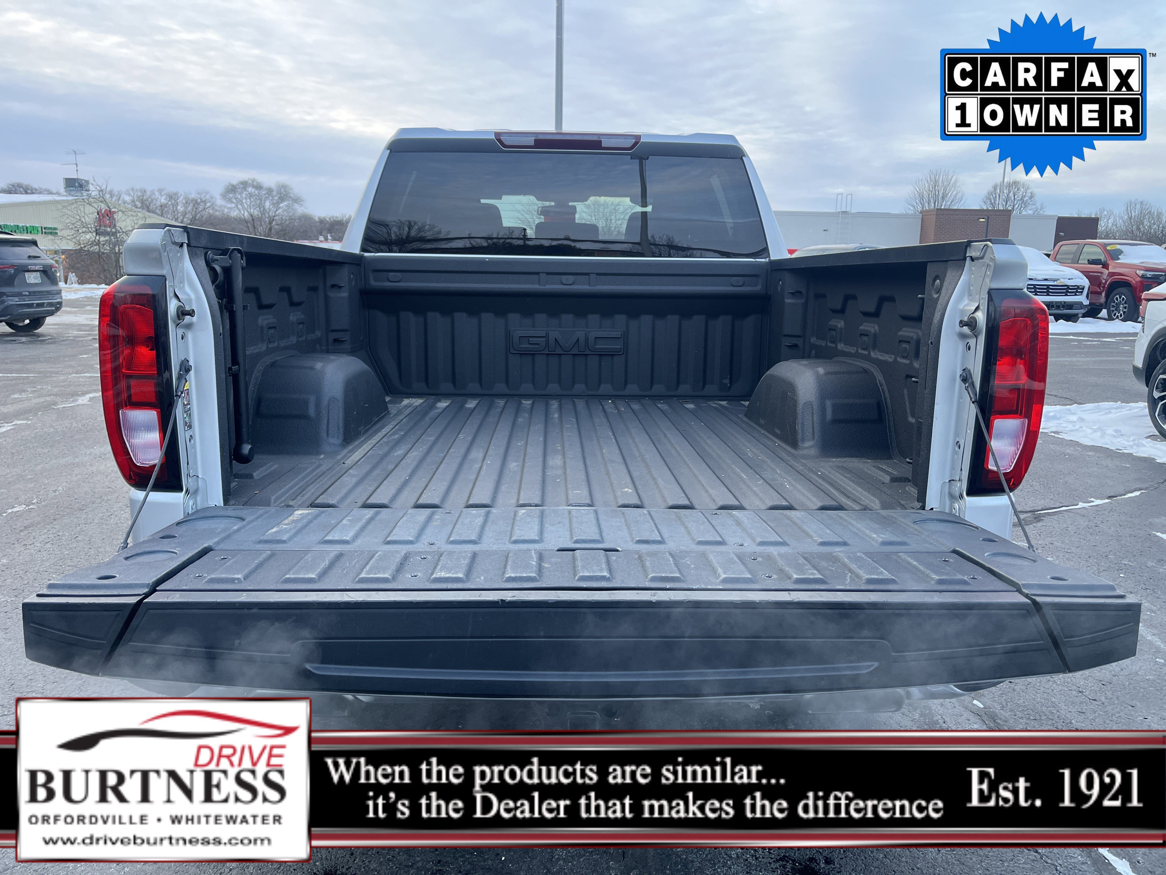 Used 2022 GMC Sierra 1500 SLE image 26