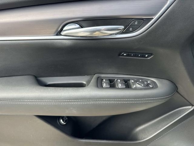 Used 2024 Cadillac XT6 Luxury image 19
