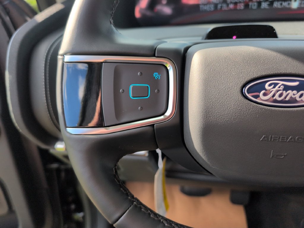 New 2027 Ford Expedition Platinum RWD image 32