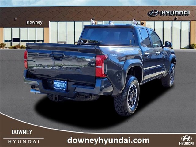 Used 2024 Toyota Tacoma TRD Off-Road image 4