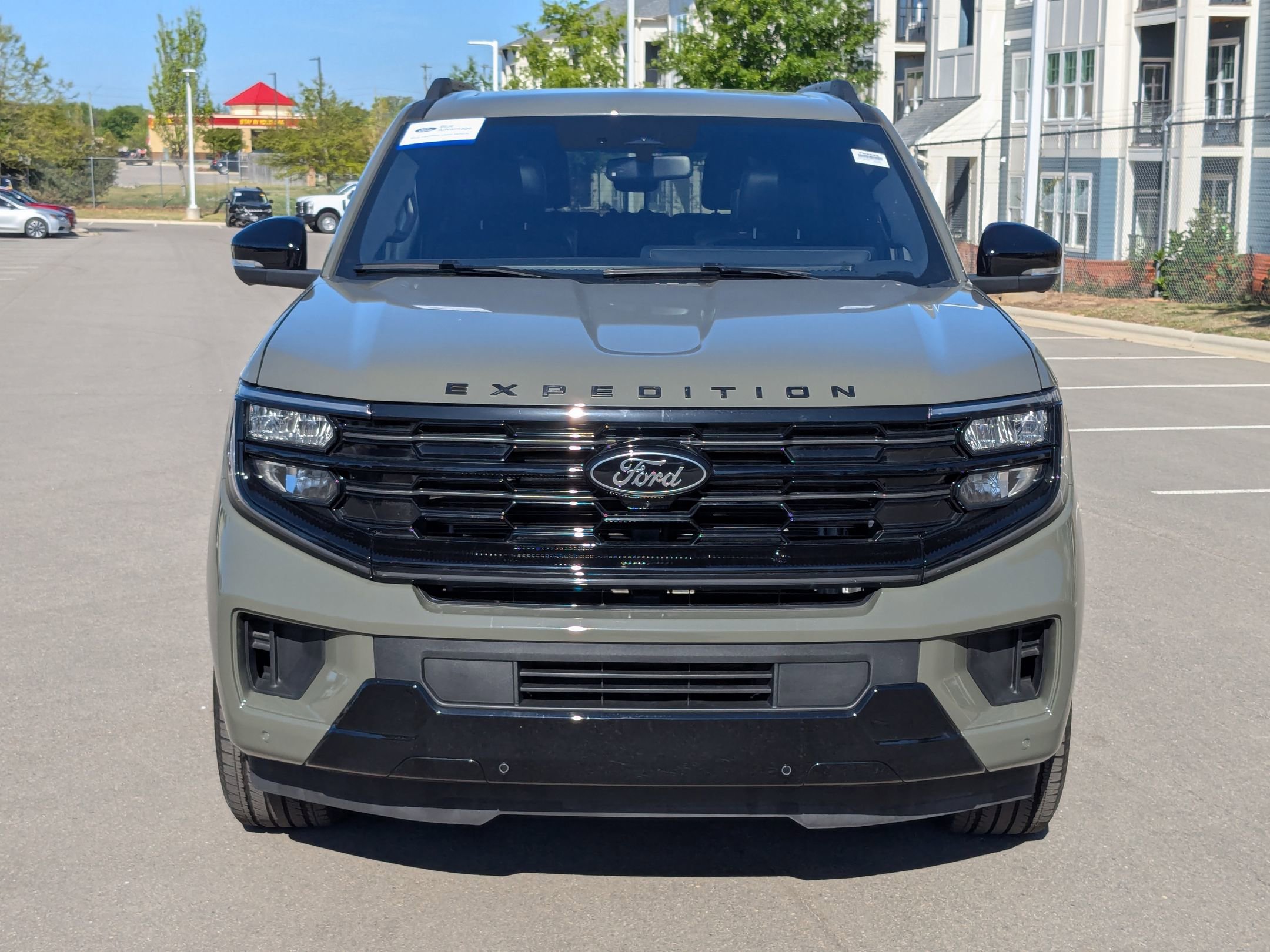 Certified 2025 Ford Expedition Platinum w/ Stealth Performance Package image 9