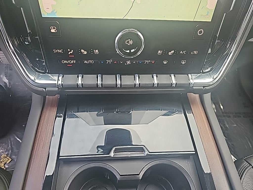 Used 2026 GMC Yukon XL Denali w/ Sun & Power Step Package image 29