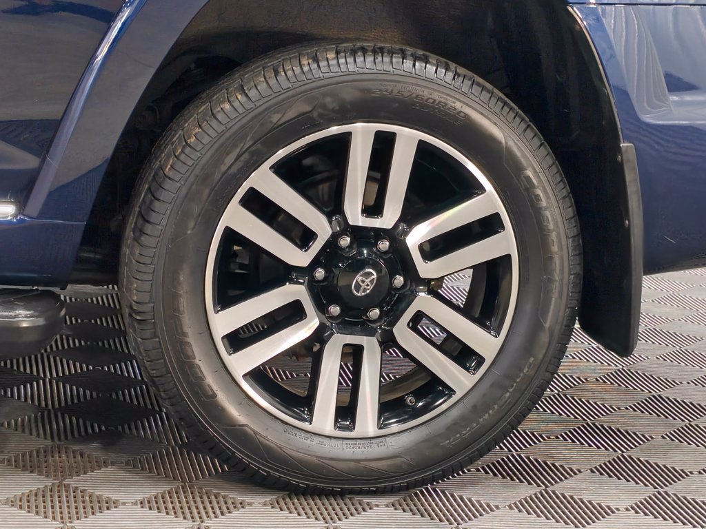 Used 2018 Toyota 4Runner Limited AWD/4WD image 55