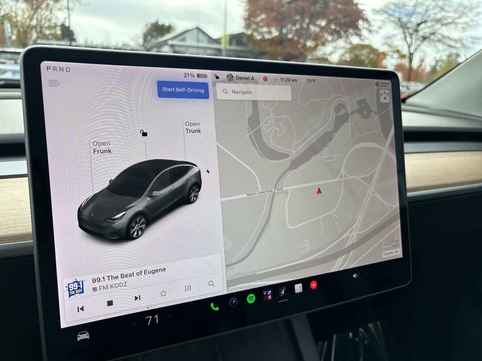 Used 2022 Tesla Model Y Long Range AWD/4WD image 18