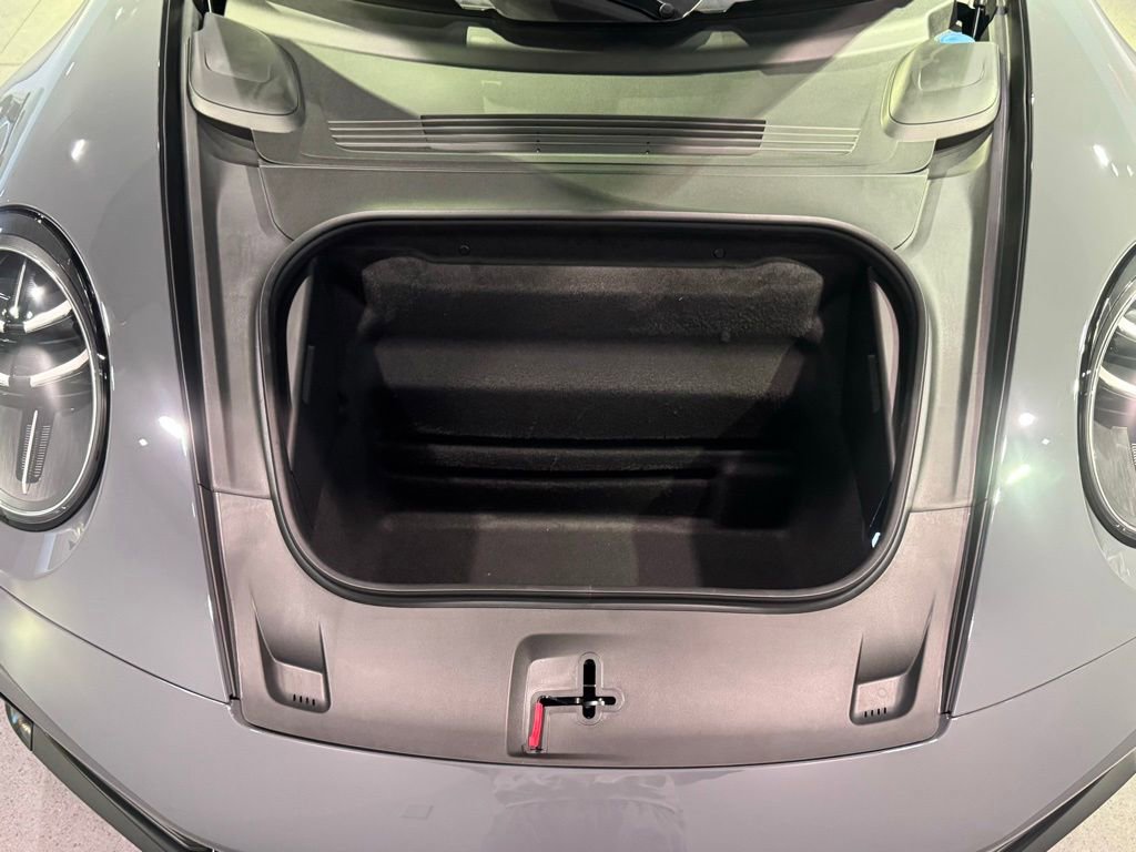 New 2026 Porsche 911 Carrera 4S image 43