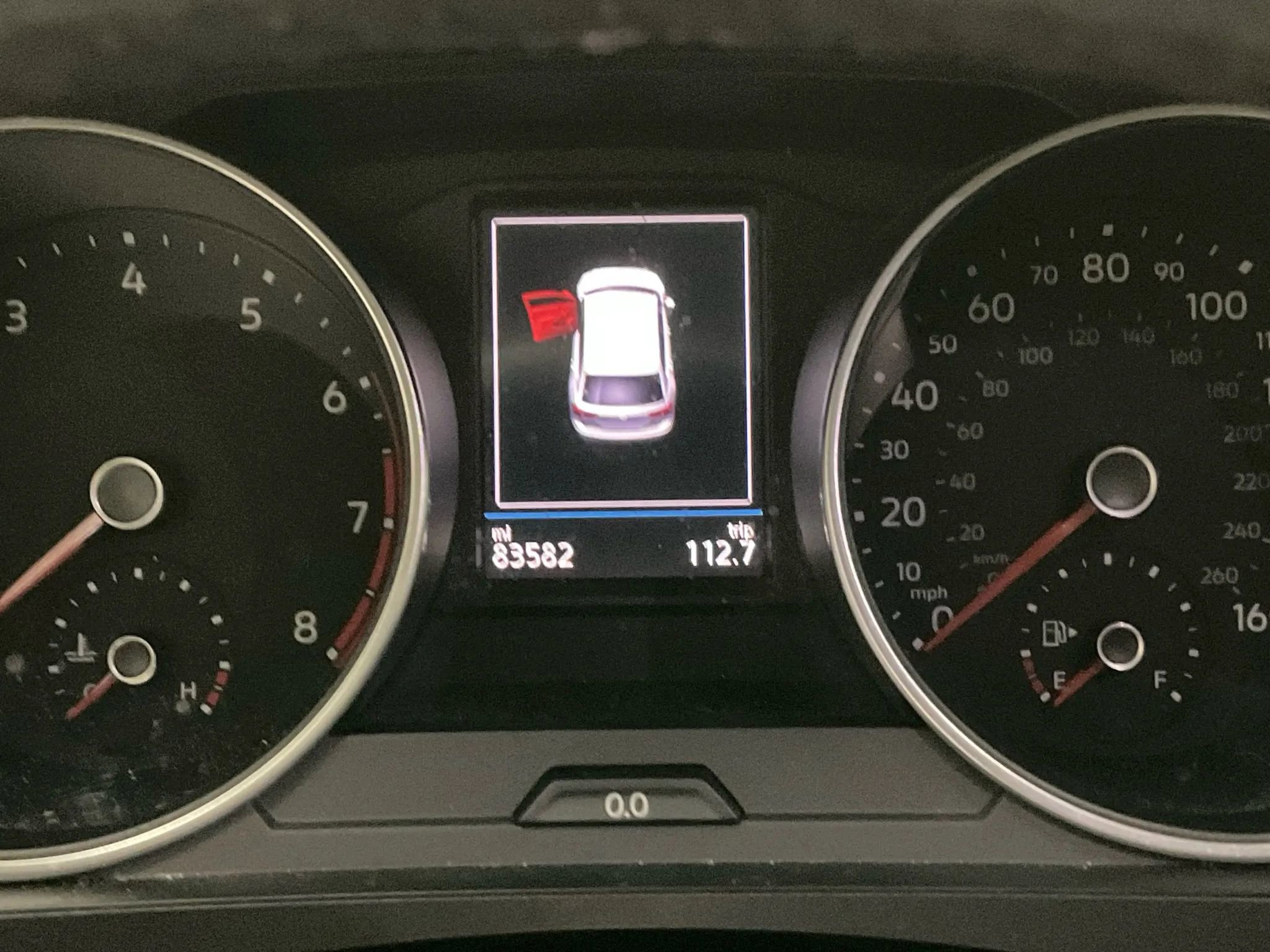 Used 2019 Volkswagen Tiguan SE w/ Panoramic Sunroof Package image 16