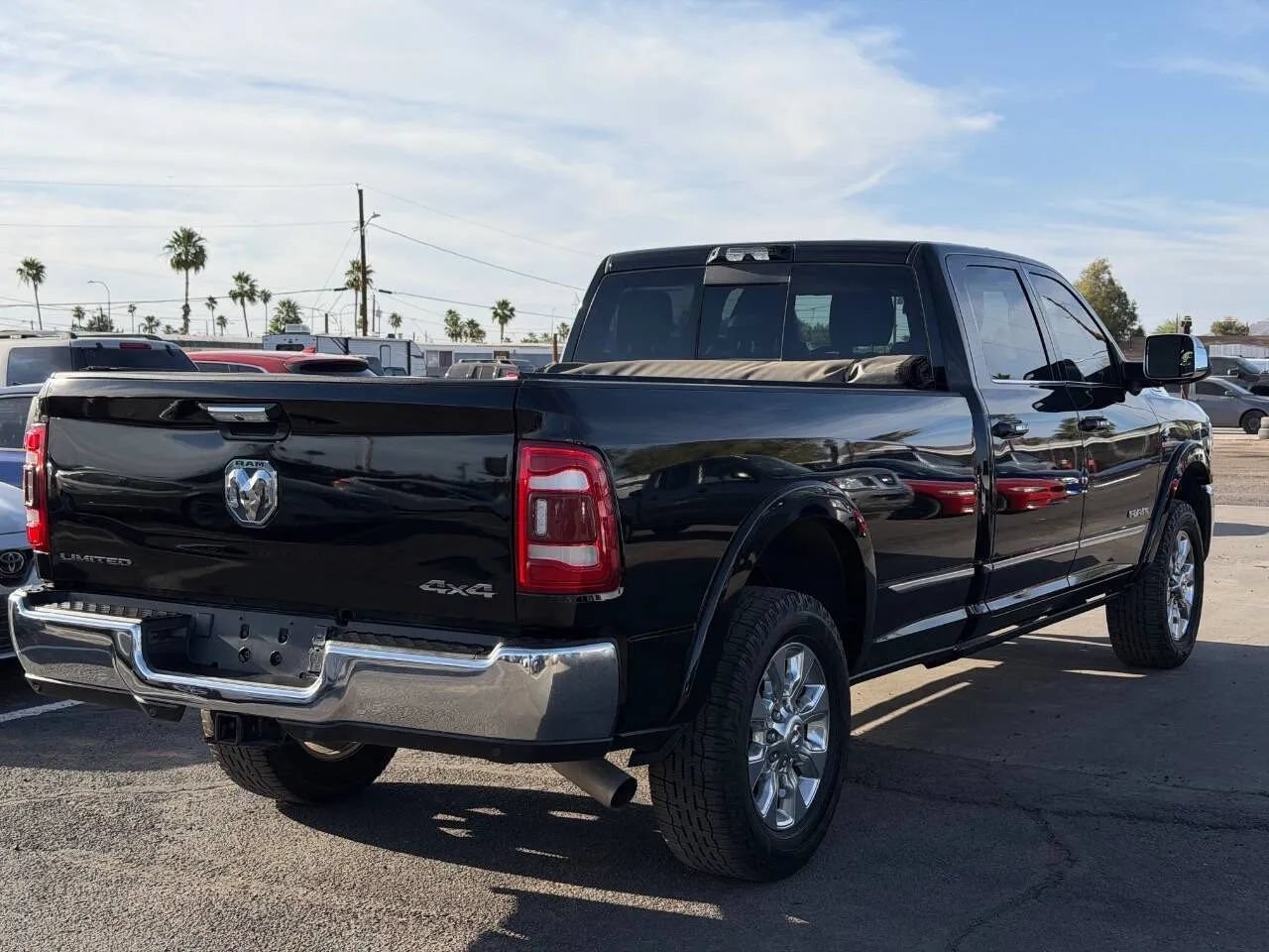 Used 2022 RAM 3500 Limited w/ Towing Technology Group AWD/4WD image 12