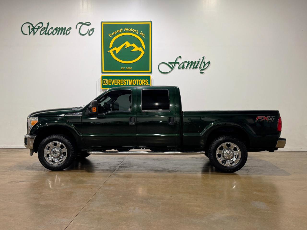 Used 2016 Ford F250 XLT w/ FX4 Off-Road Package image 5