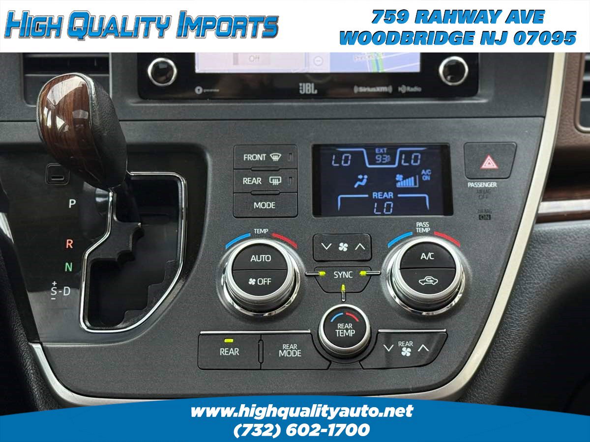 Used 2020 Toyota Sienna Limited Premium AWD/4WD image 33