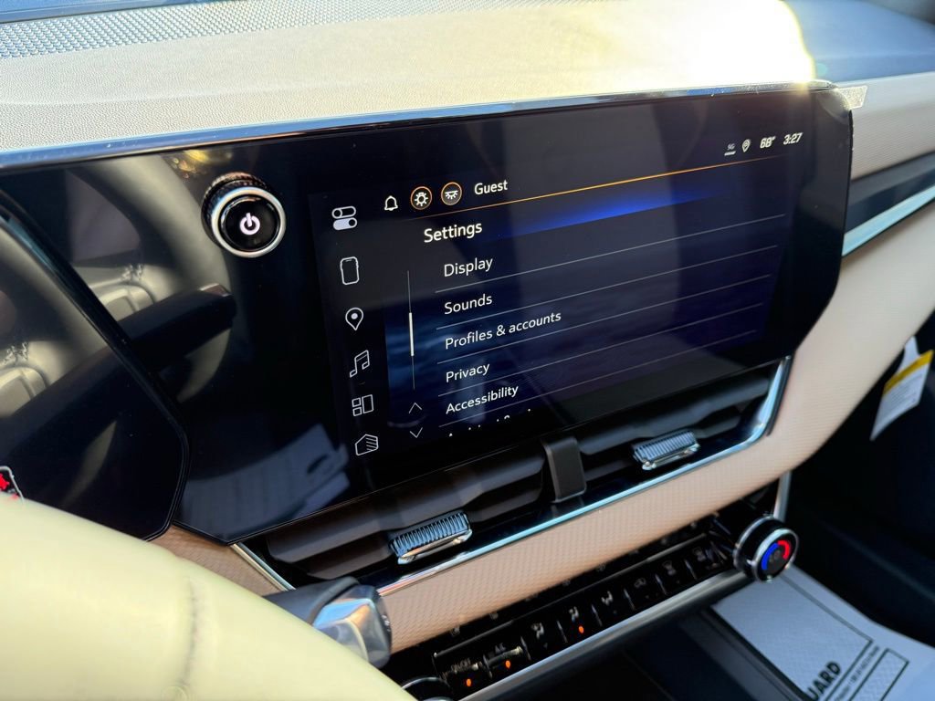 New 2026 Chevrolet Equinox ACTIV w/ Convenience Package III FWD image 23