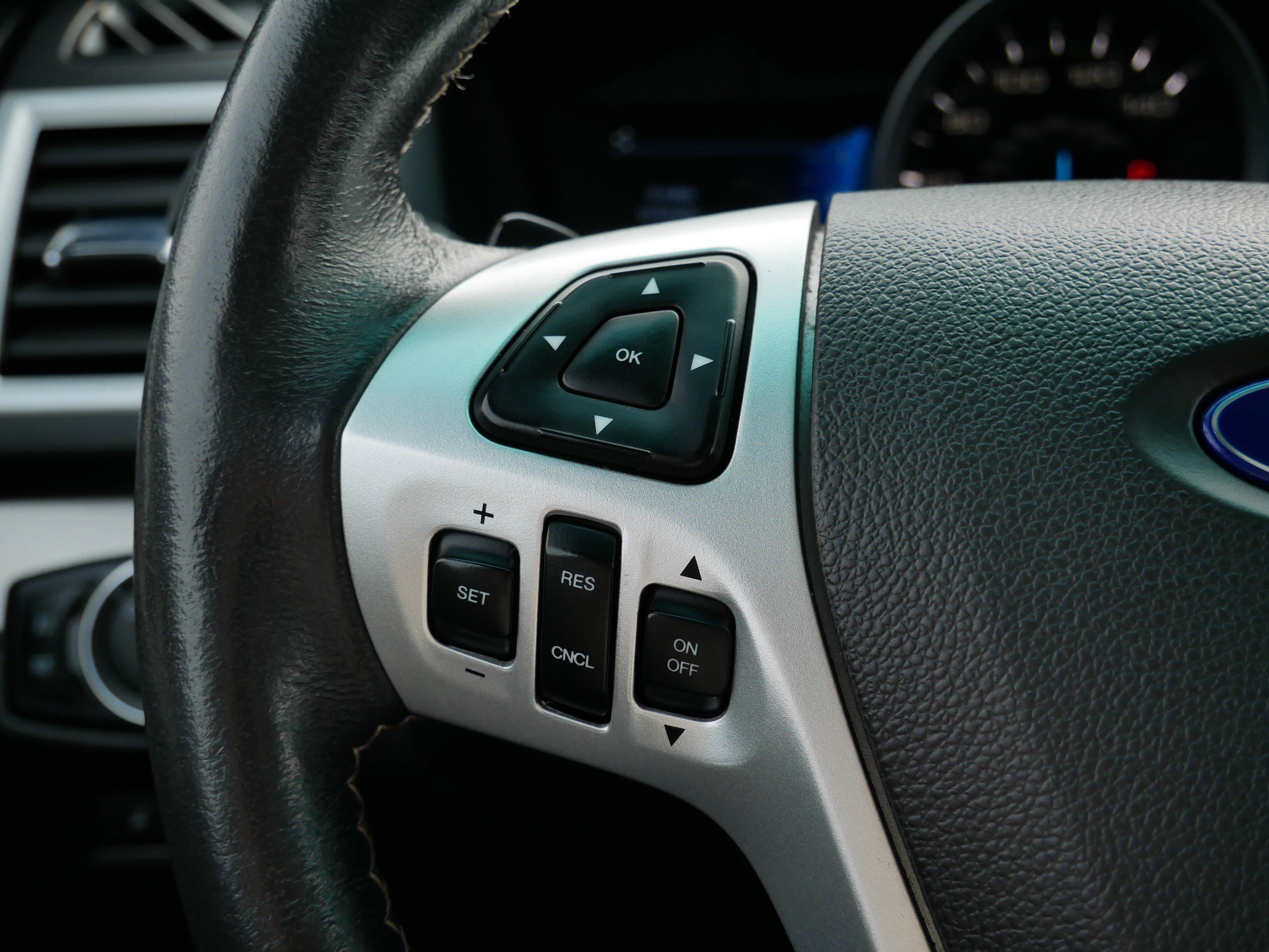 Used 2015 Ford Explorer Sport w/ Equipment Group 401A image 22