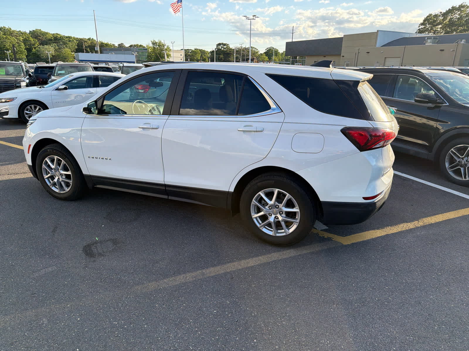 Certified 2022 Chevrolet Equinox LT FWD image 5