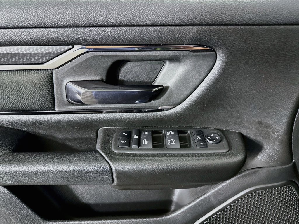 Used 2024 RAM 1500 Big Horn AWD/4WD image 25