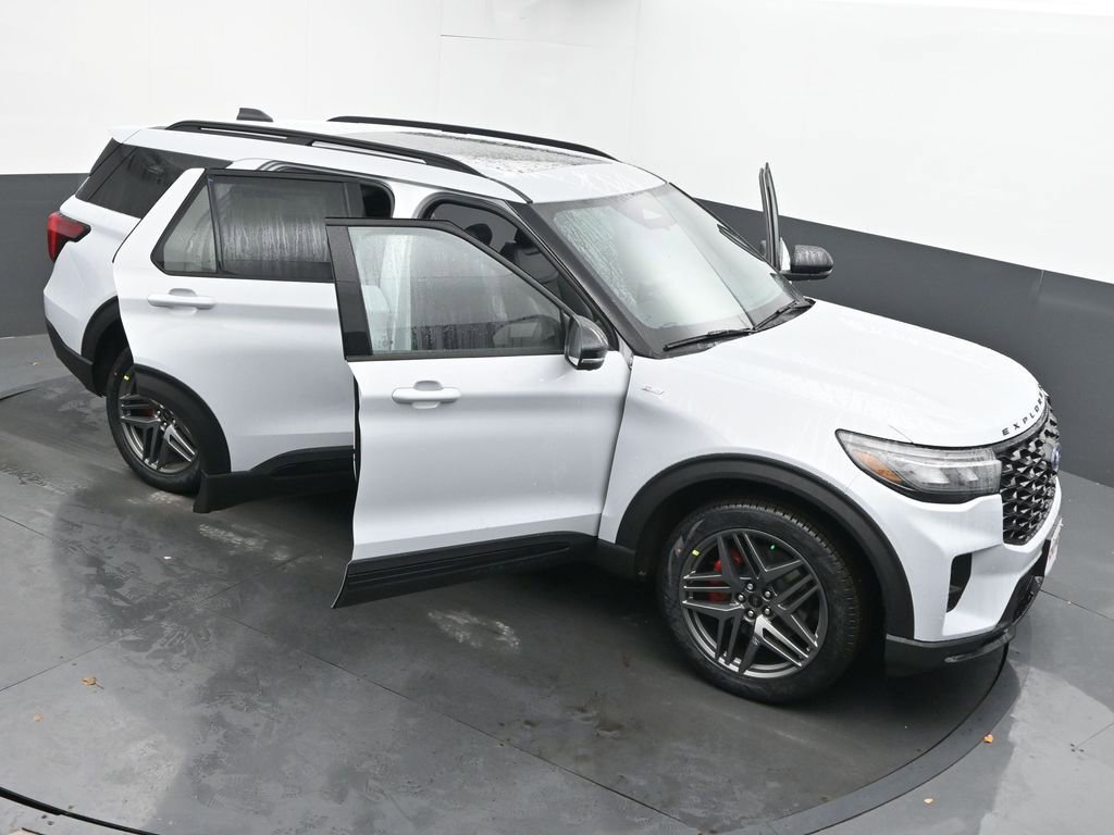 New 2026 Ford Explorer ST-Line w/ ST-Line Street Pack image 58