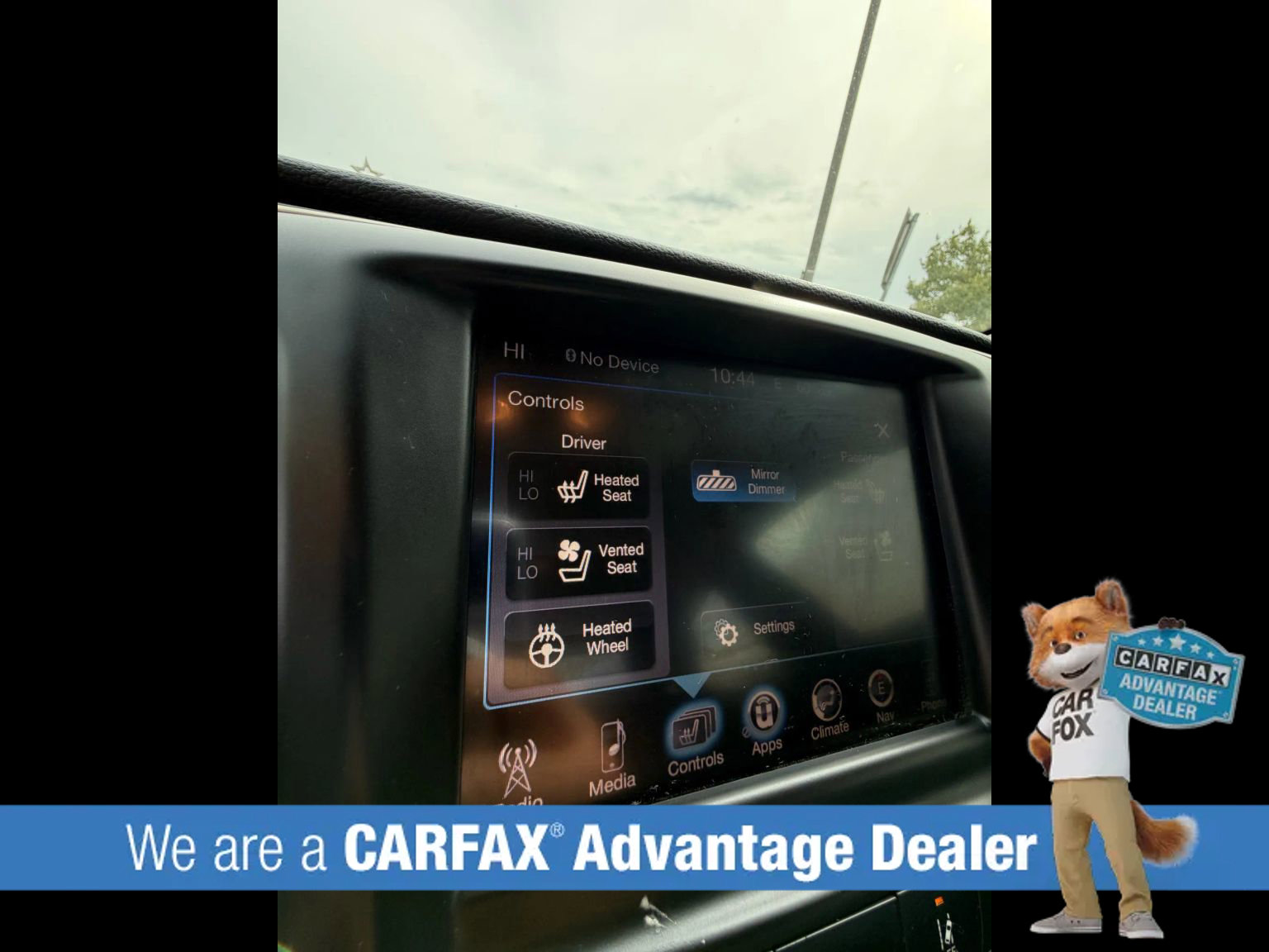 Used 2015 Chrysler 200 C w/ Navigation & Sound Group I image 29