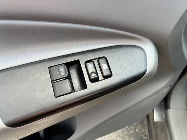 Used 2012 Toyota Tacoma 4x4 Access Cab image 11