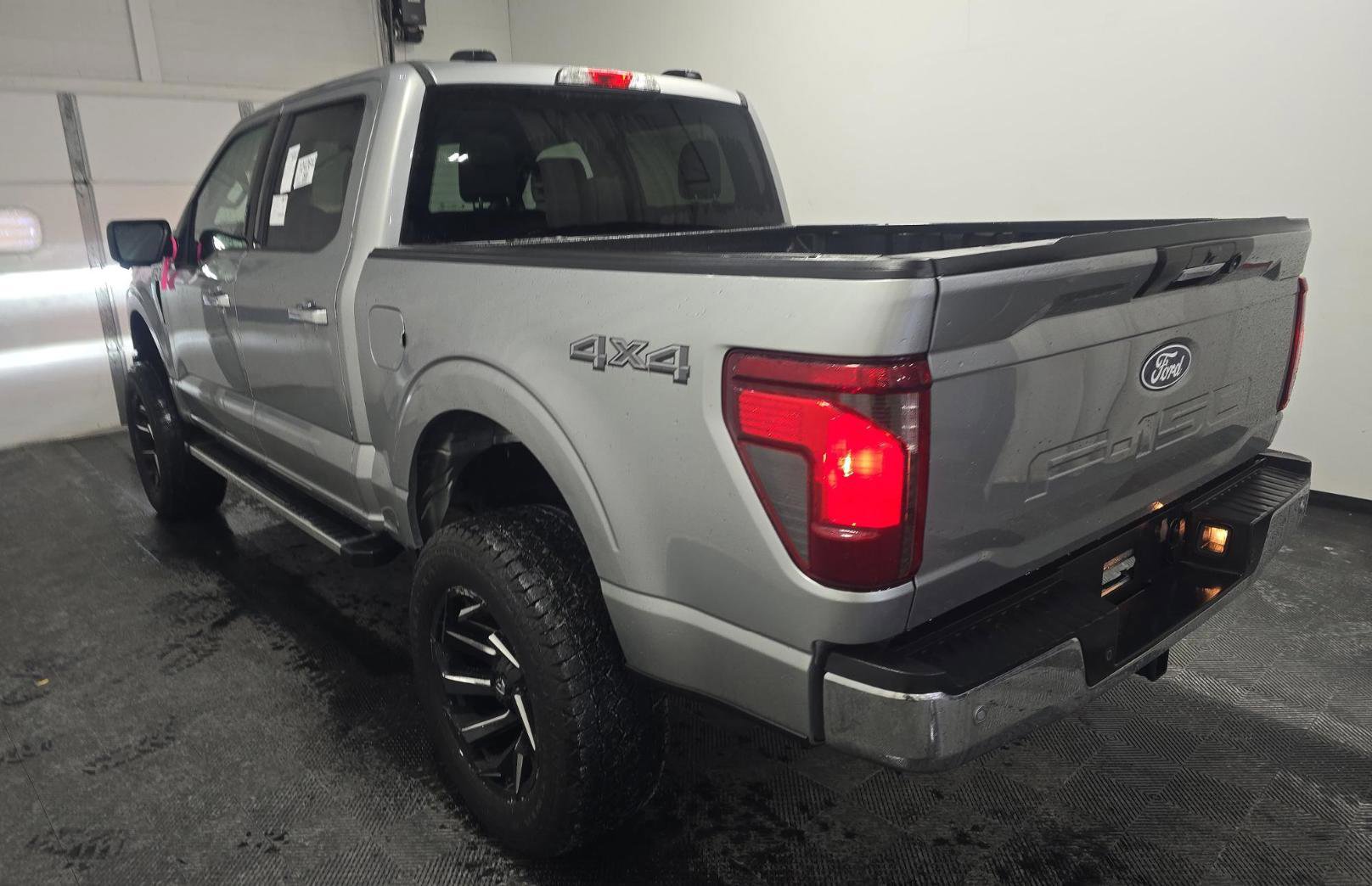 Used 2024 Ford F150 XLT w/ Tow/Haul Package image 7