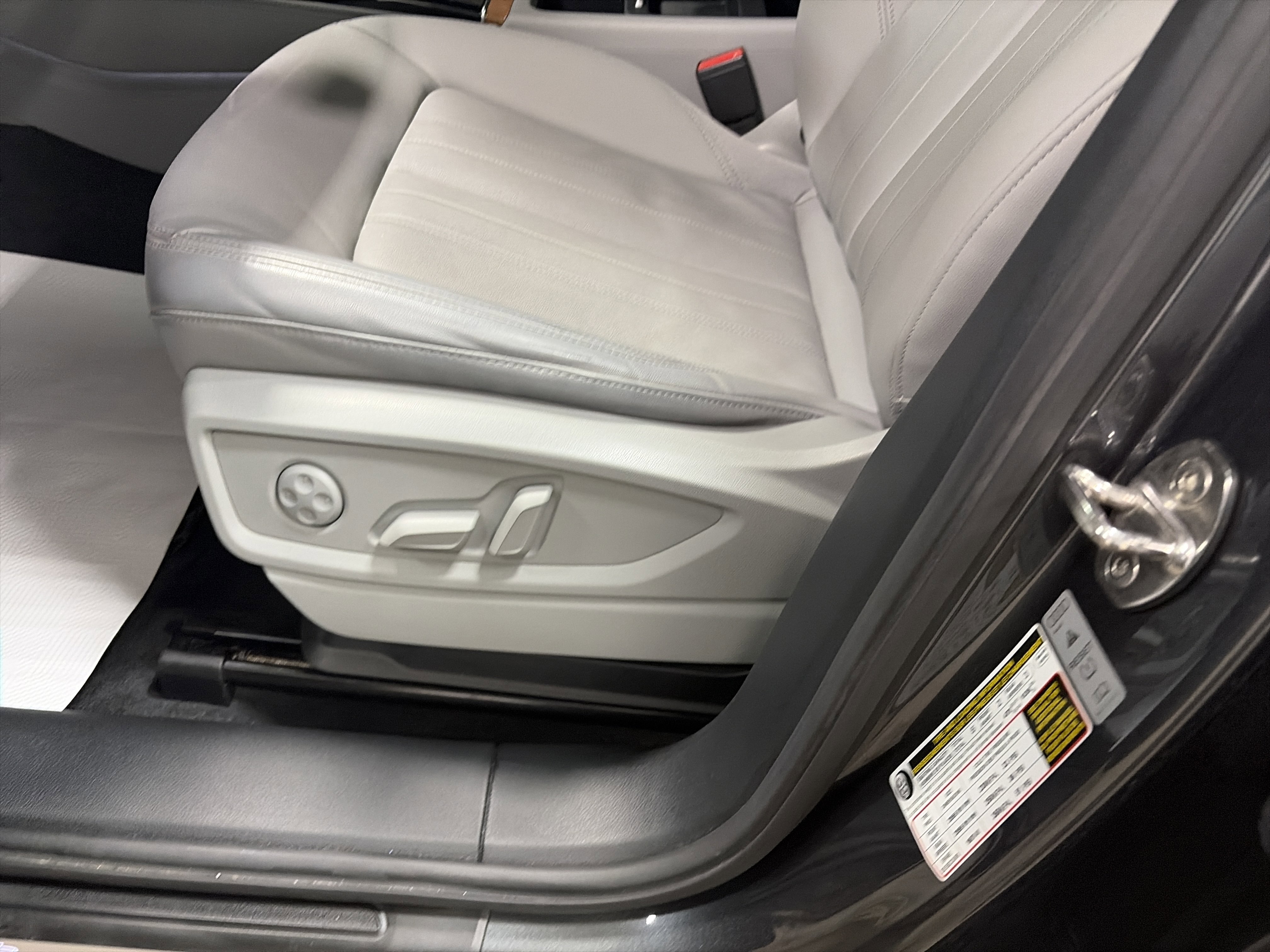 Used 2022 Audi Q5 2.0T Premium Plus image 14