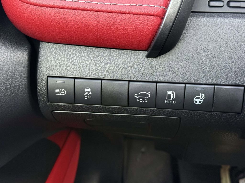 Used 2022 Toyota Camry XSE image 22