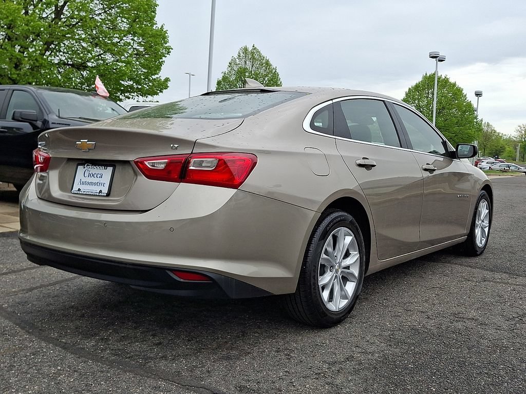 Used 2024 Chevrolet Malibu LT FWD image 9