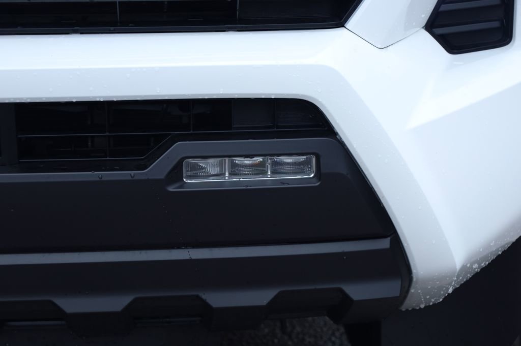 Used 2025 Toyota Tacoma SR5 image 17