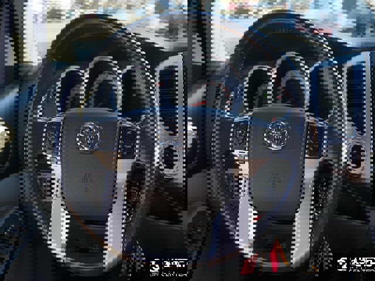 Used 2015 Toyota Tacoma 4x4 Double Cab image 15