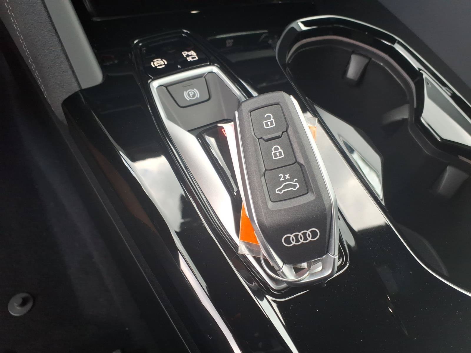 New 2026 Audi SQ5 Premium Plus AWD/4WD image 30