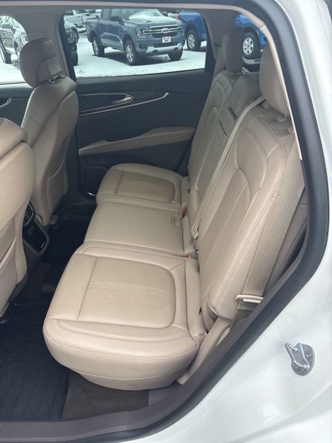 Used 2023 Lincoln Nautilus Reserve w/ Equipment Group 201A image 23