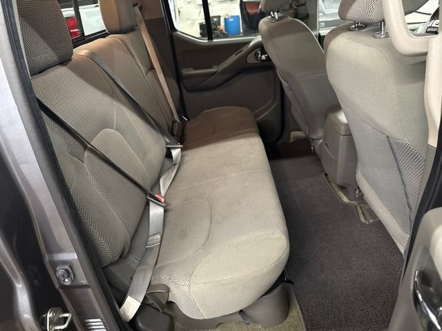 Used 2016 Nissan Frontier SV AWD/4WD image 25