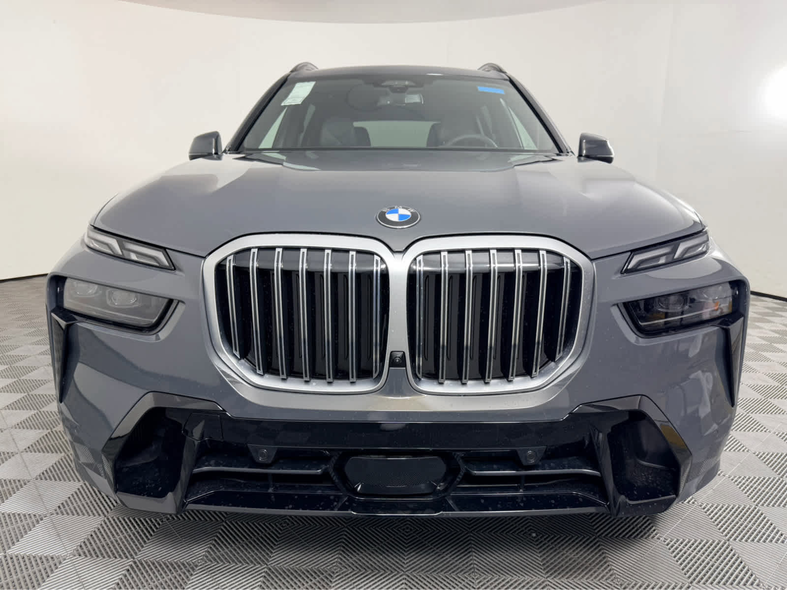 New 2026 BMW X7 xDrive40i w/ M Sport Package image 9