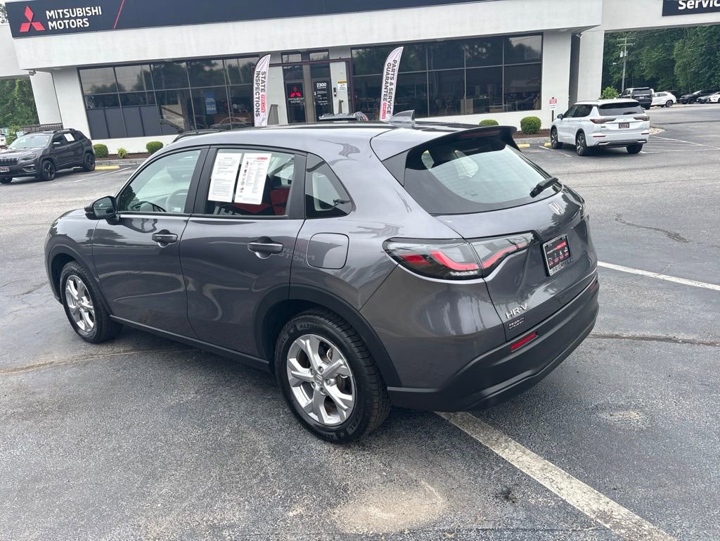 Used 2023 Honda HR-V LX image 5