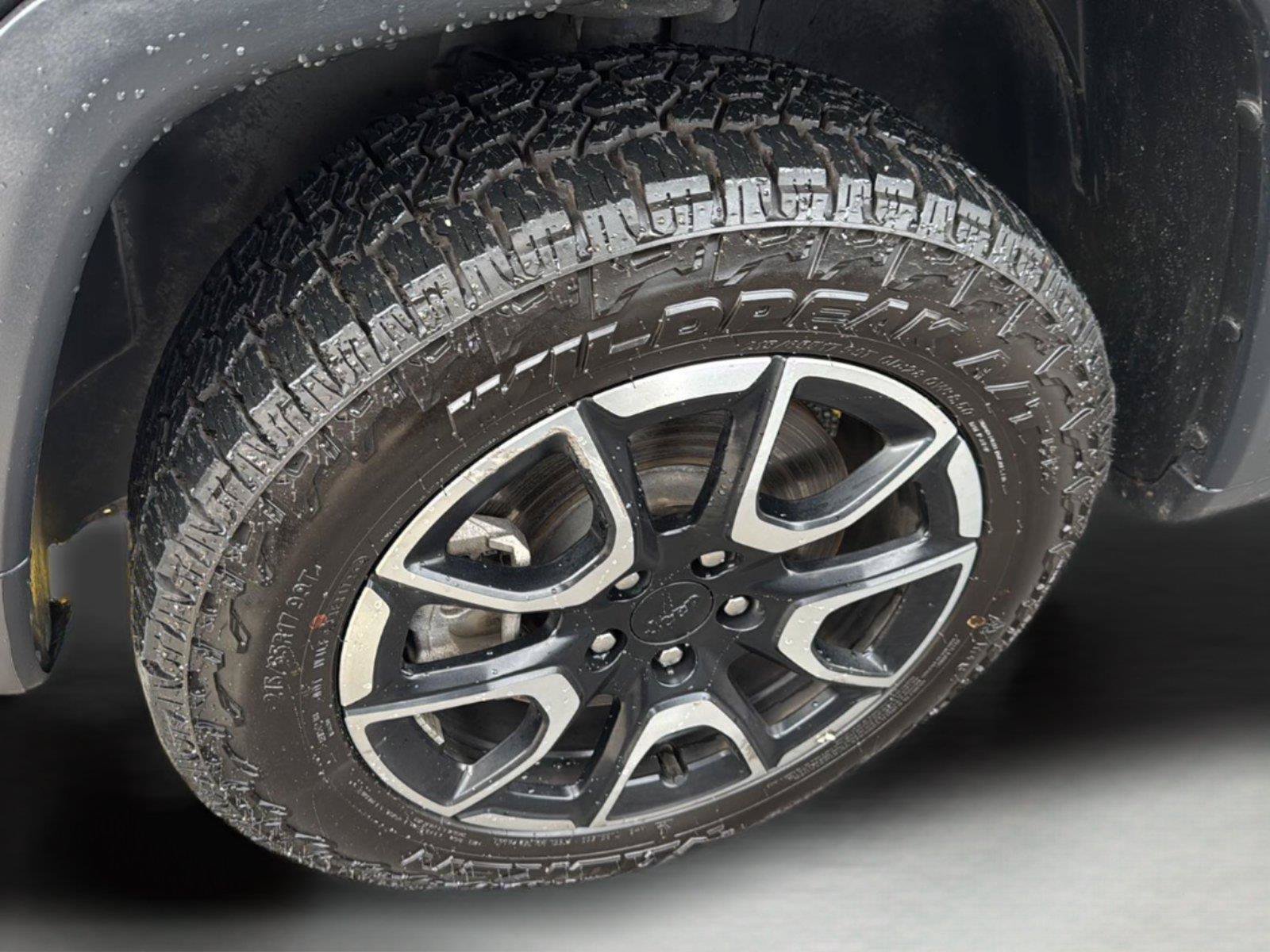 Used 2024 Jeep Compass Trailhawk AWD/4WD image 33