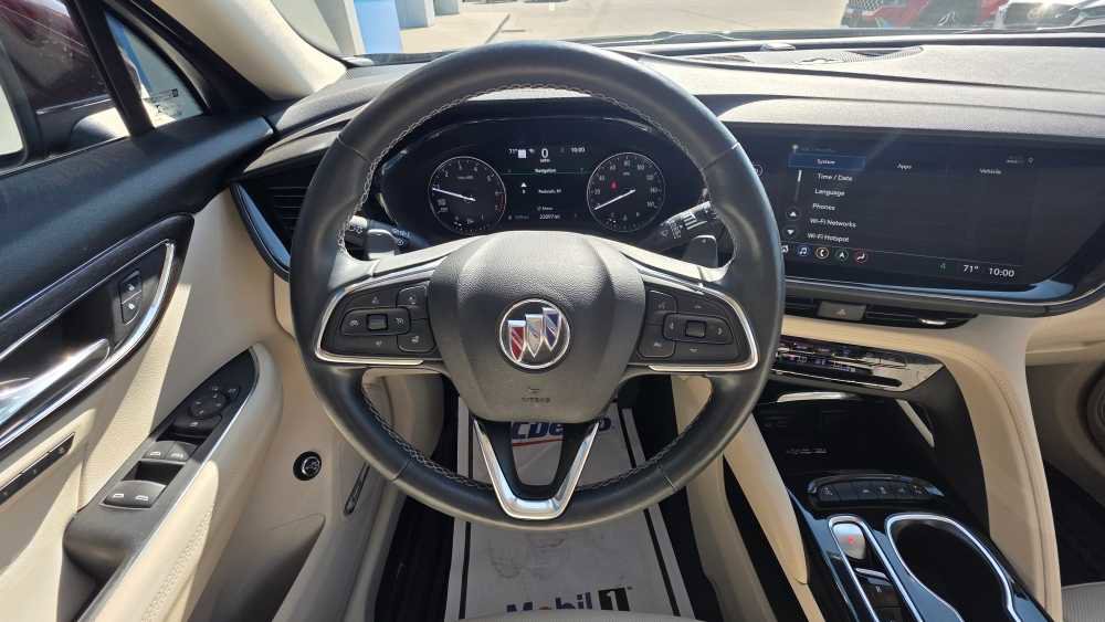 Used 2023 Buick Envision Avenir image 14