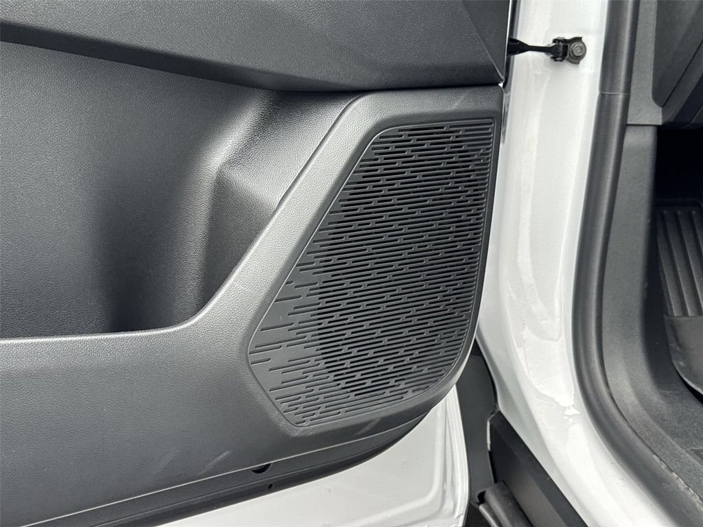 New 2026 Chevrolet Equinox LT w/ Safety and Technology Package FWD image 22
