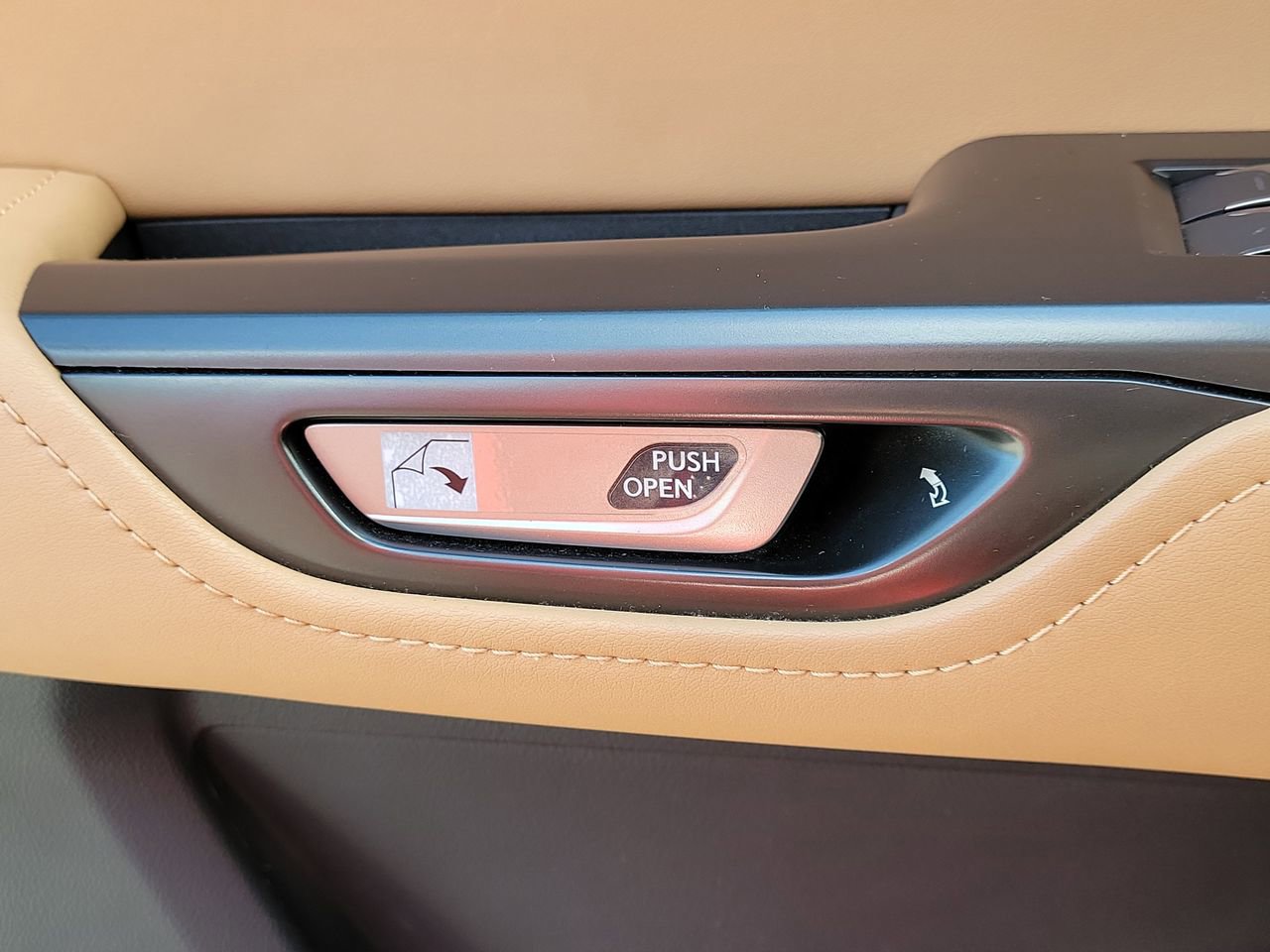 Used 2024 Lexus NX 250 FWD w/ Cold Area Package image 26