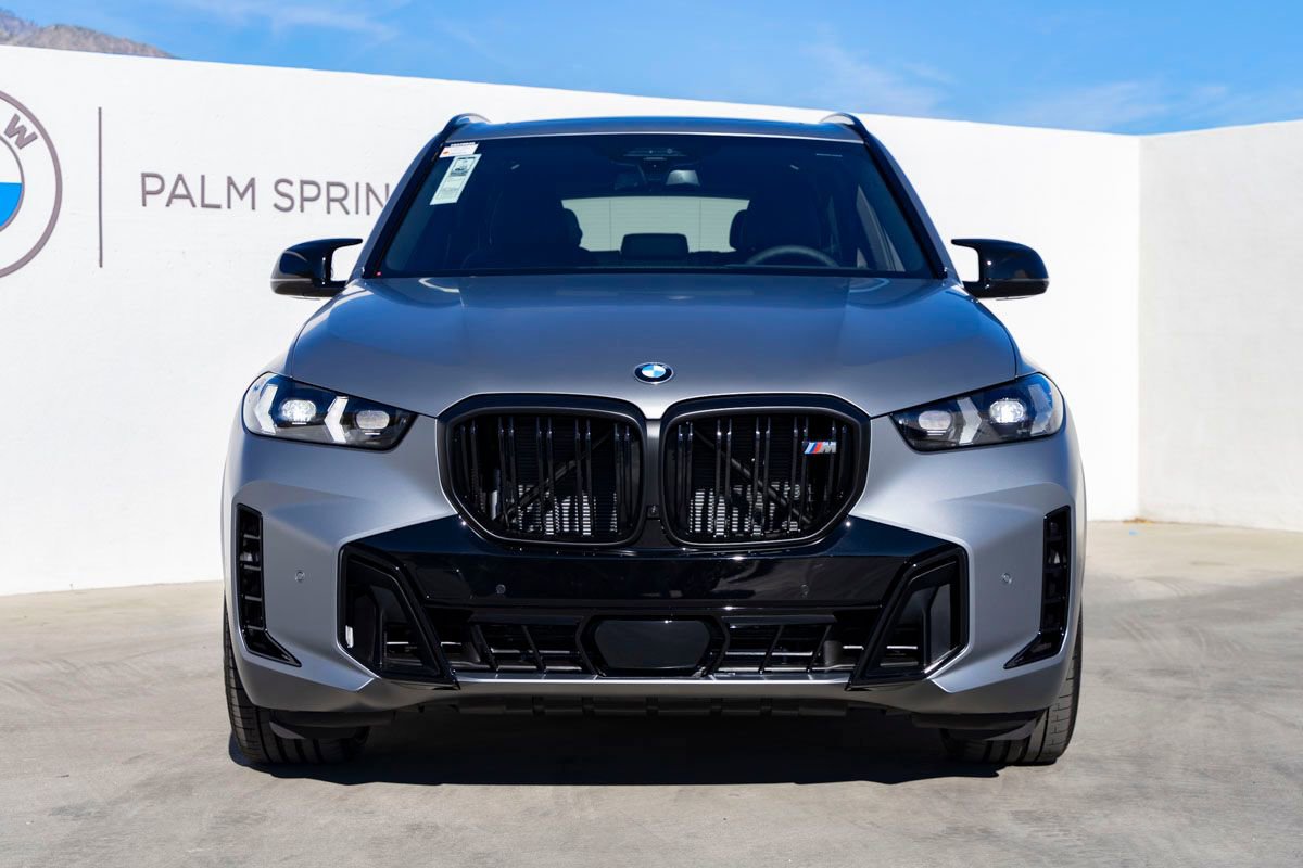 New 2026 BMW X5 M60i image 4