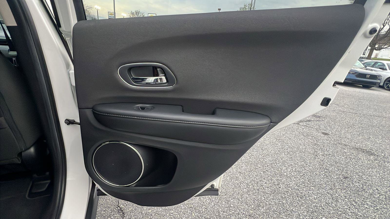 Used 2019 Honda HR-V EX image 14