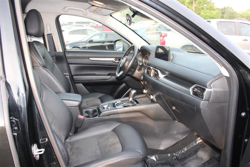 Used 2021 MAZDA CX-5 Touring image 12