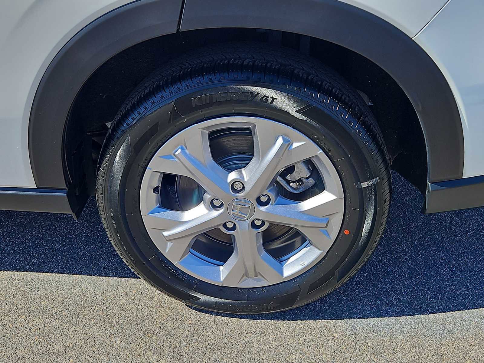 Certified 2025 Honda HR-V LX image 21