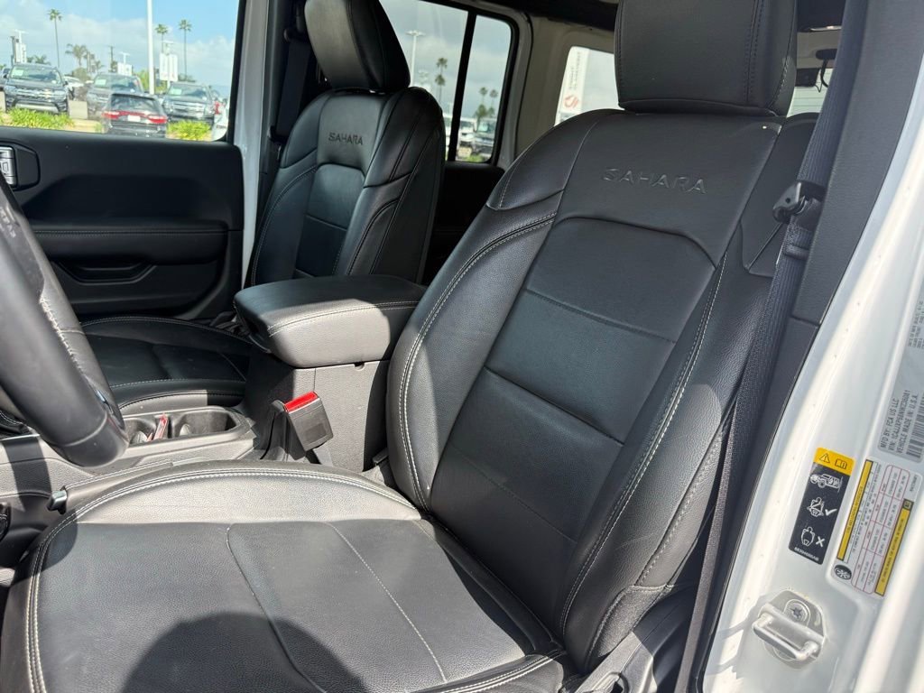 Used 2022 Jeep Wrangler Unlimited Sahara image 5