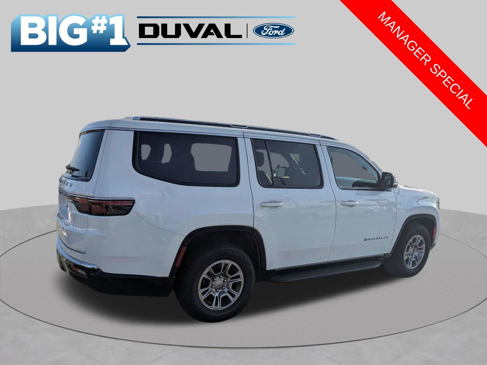 Used 2023 Jeep Wagoneer 4WD w/ Convenience Group I image 4