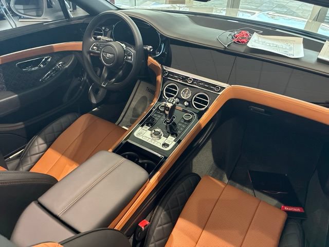 Used 2021 Bentley Continental GT Mulliner AWD/4WD image 26