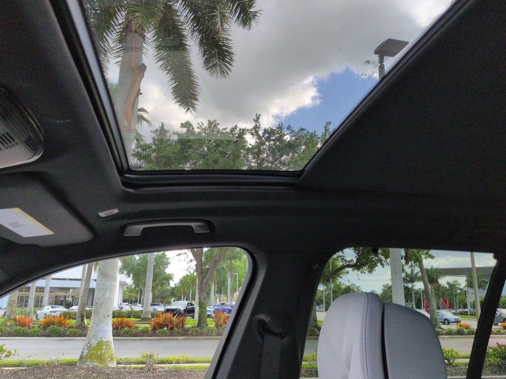 New 2026 BMW X5 sDrive40i w/ M Sport Package image 20